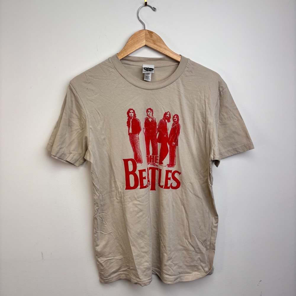 Vintage Y2K 2005 The Beatles Apple Corps Band T Shirt Beige Red Graphic Large